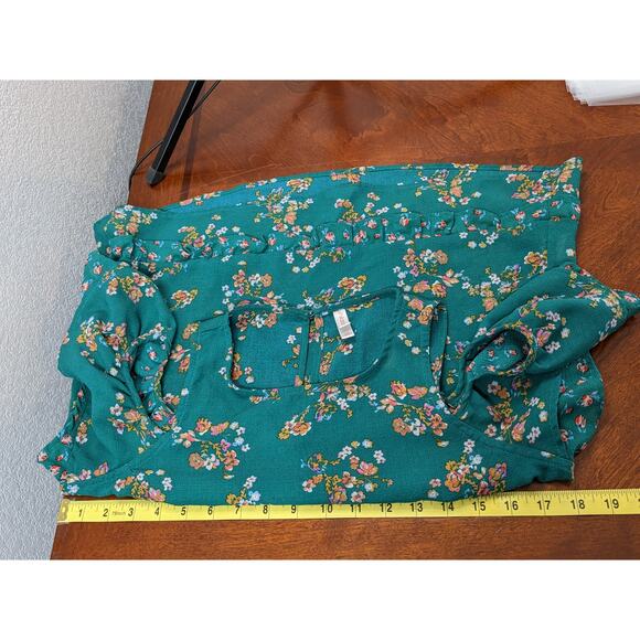 Xhilaration Floral Blouse XS Green Juniors Cold Shoulder Cutout Ruffle Keyhole - Picture 5 of 7